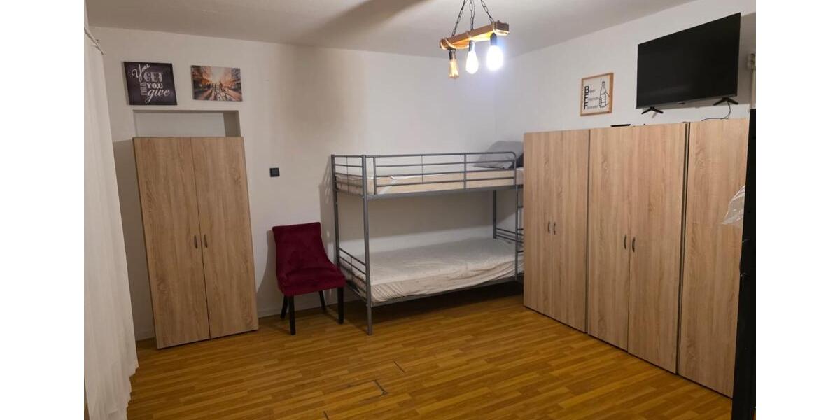 Etagenwohnung Mönchengladbach - 3 Zimmer, 90 m&sup2;, 1.500&euro; | Angebot:26518360