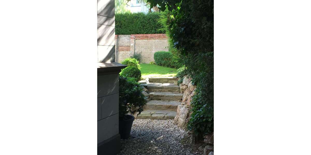 Etagenwohnung Wiesbaden Südost - 3 Zimmer, 125 m&sup2;, 2.700&euro; | Angebot:25925904