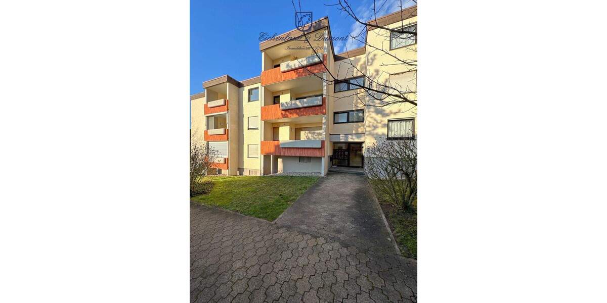 Gepflegte 2-ZKB-Wohnung mit Balkon & Außenstellplatz 2 zimmer