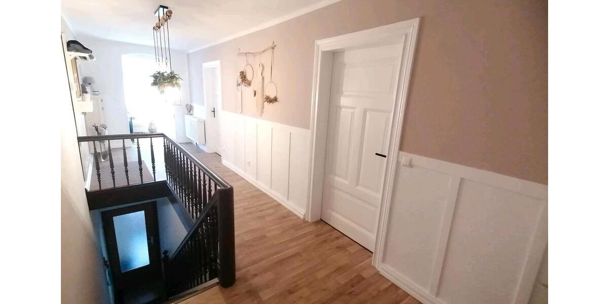 Etagenwohnung Porta Westfalica - 2 Zimmer, 80 m&sup2;, 808&euro; | Angebot:25656607