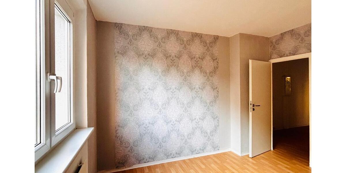 Etagenwohnung Suhl - 4 Zimmer, 68 m&sup2;, 360&euro; | Angebot:23843034