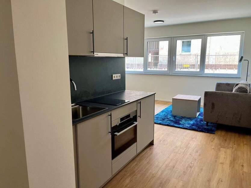 Großzügige, möblierte 1-Zimmer-Wohnung zum Erstbezug!
