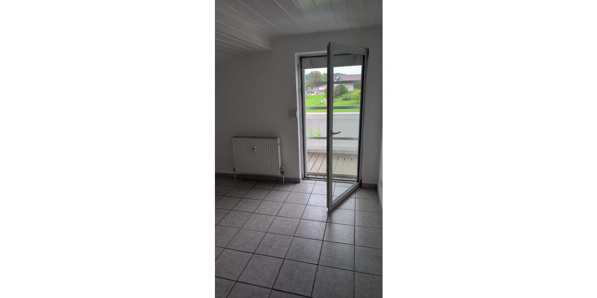 Dachgeschoßwohnung Kirchberg im Wald - 3 Zimmer, 75 m&sup2;, 485&euro; | Angebot:26705064