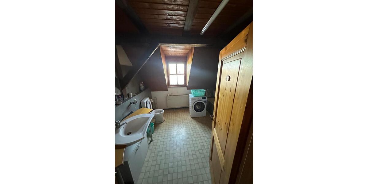 Wohnung in einer Villa zu vermieten 5 zimmer