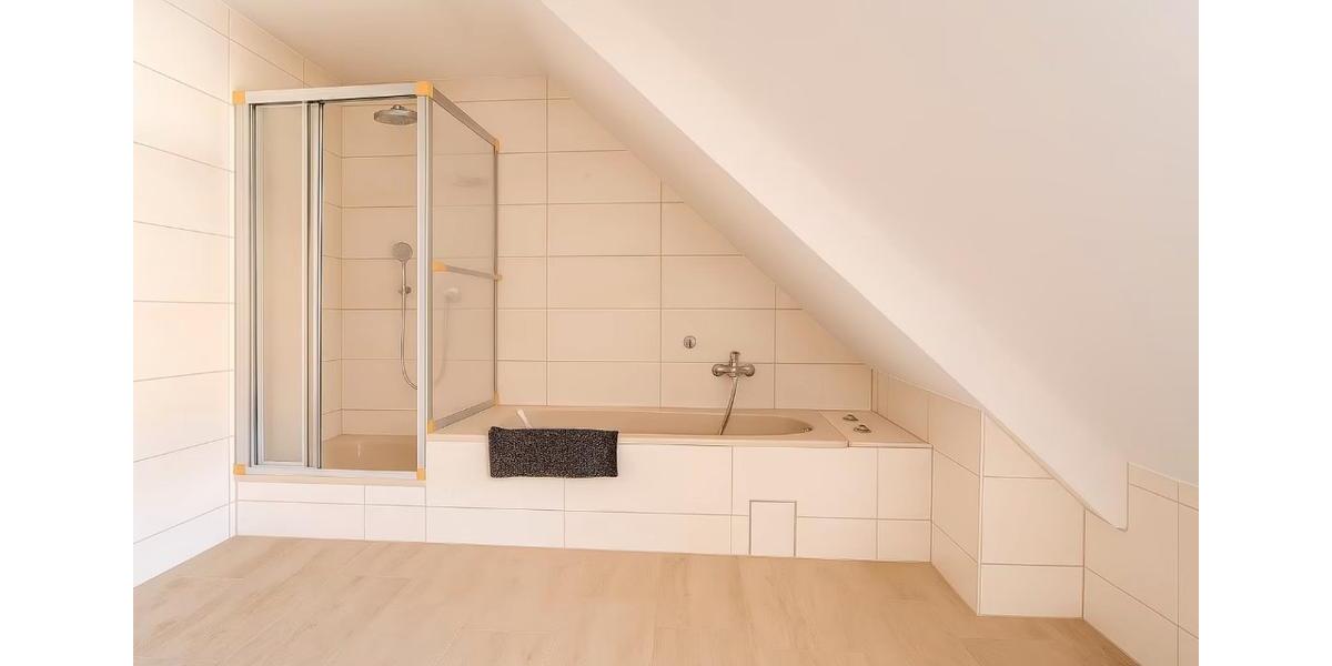 Etagenwohnung Mühlhausen (Thüringen) - 4 Zimmer, 120 m&sup2;, 800&euro; | Angebot:26564479