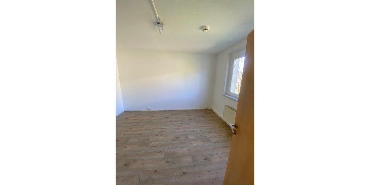 Etagenwohnung Zella-Mehlis Mehlis - 3 Zimmer, 61 m&sup2;, 470&euro; | Angebot:26382409