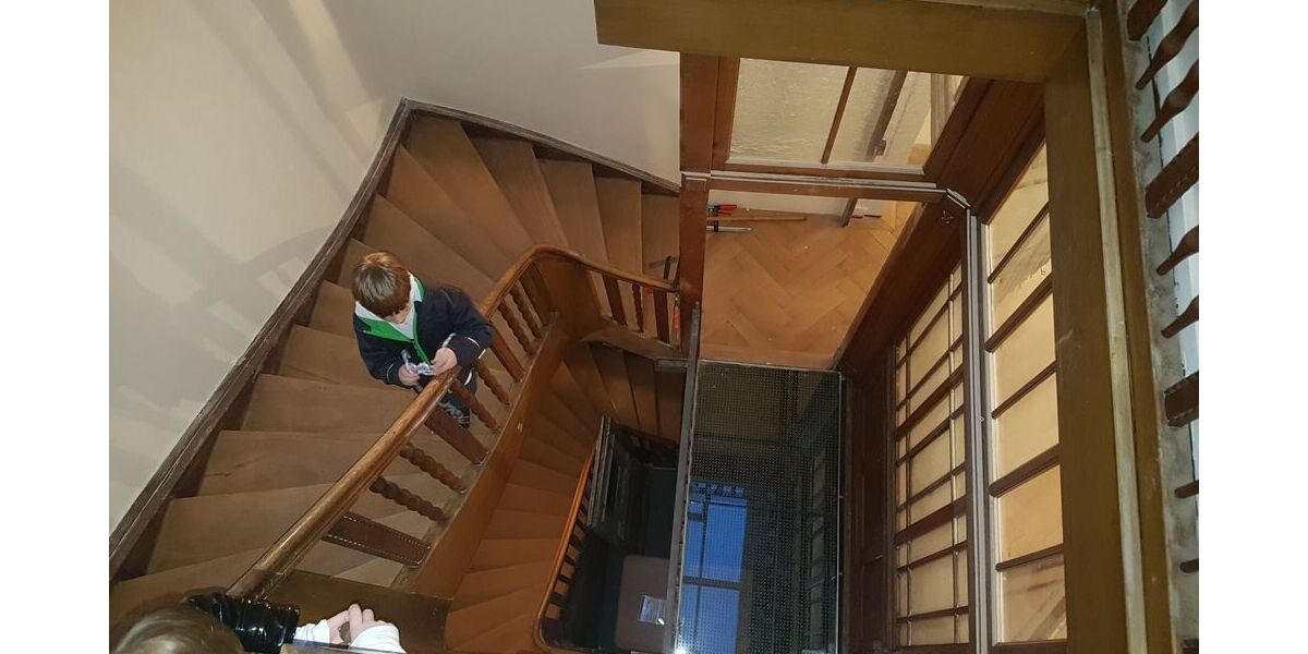 Gehobene Altbauwohnung mit großem Balkon ca. 150qm - Wohnraum oder gewerblichen Nutzung möglich - Appartement Neustadt | Angebot:26634102