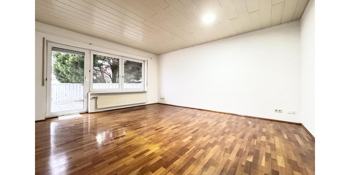 Etagenwohnung Oberstenfeld - 2 Zimmer, 83 m&sup2;, 690&euro; | Angebot:24767104