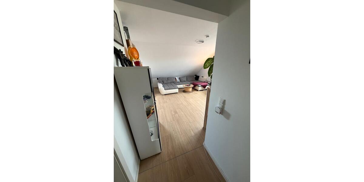Dachgeschoßwohnung Großefehn - 3 Zimmer, 85 m&sup2;, 750&euro; | Angebot:26041146