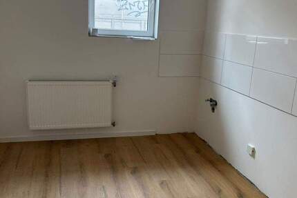 Wohnung Kaiserlautern Innenstadt - 2 Zimmer, 75 m&sup2;, 1.012&euro; | Angebot:24758644