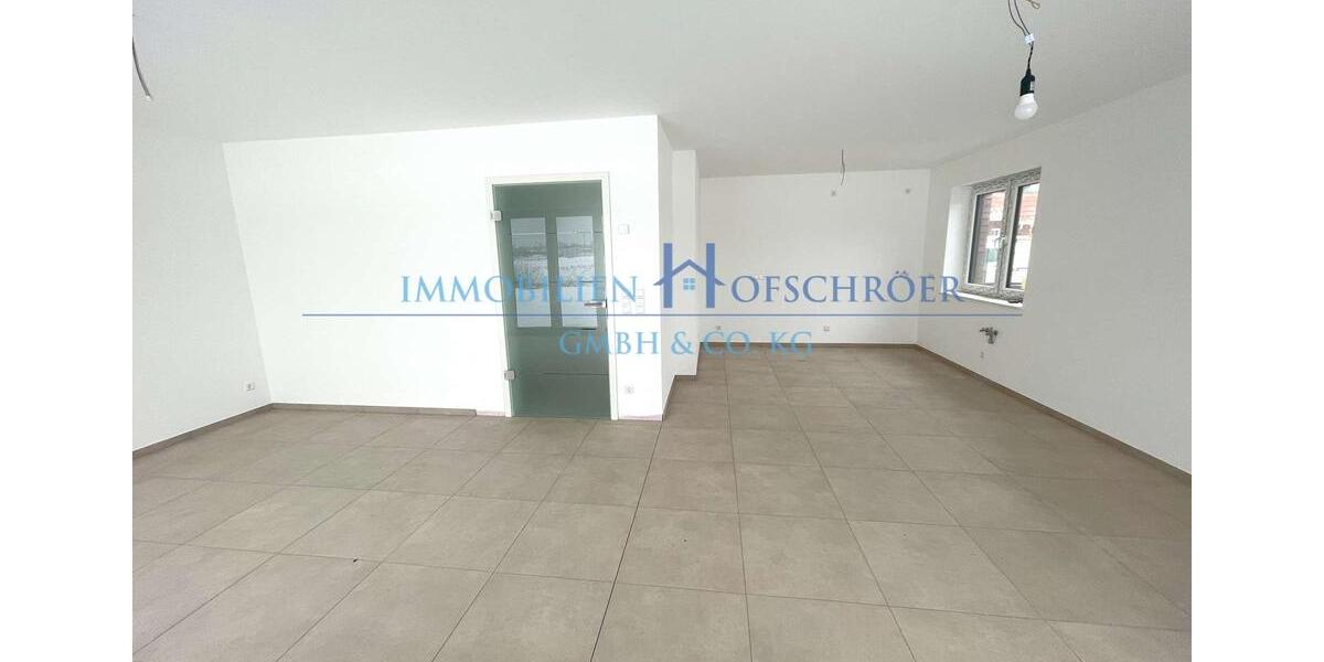 Doppelhaushälfte Esens - 4 Zimmer, 140 m&sup2;, 1.600&euro; | Angebot:24699349