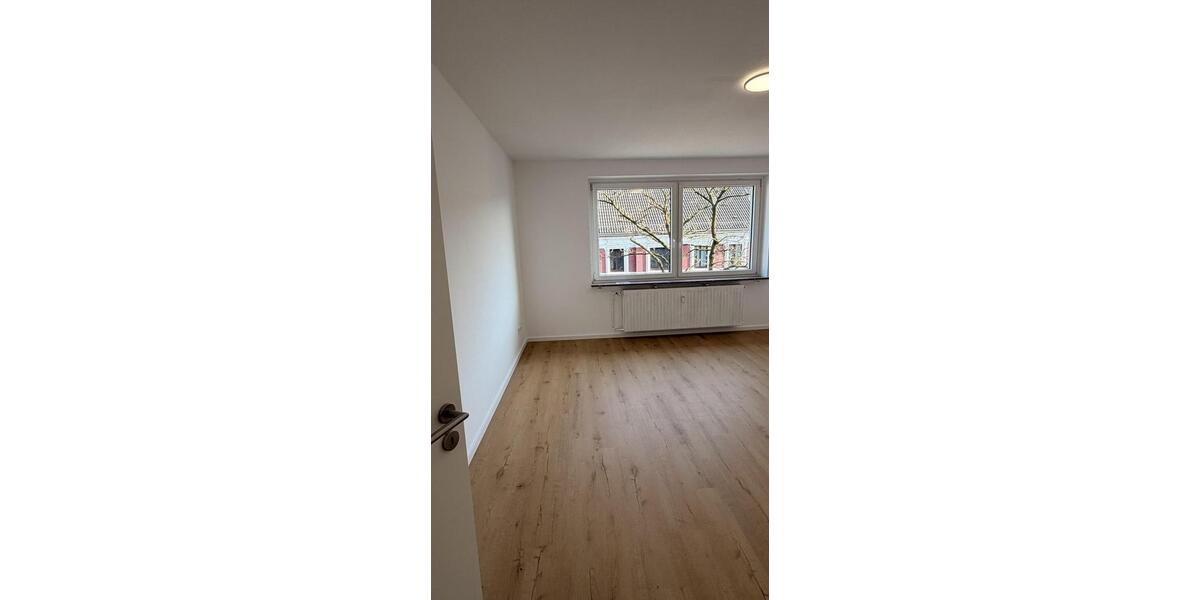 Etagenwohnung Wuppertal Gemarkung Langerfeld - 2 Zimmer, 58 m&sup2;, 530&euro; | Angebot:26665027