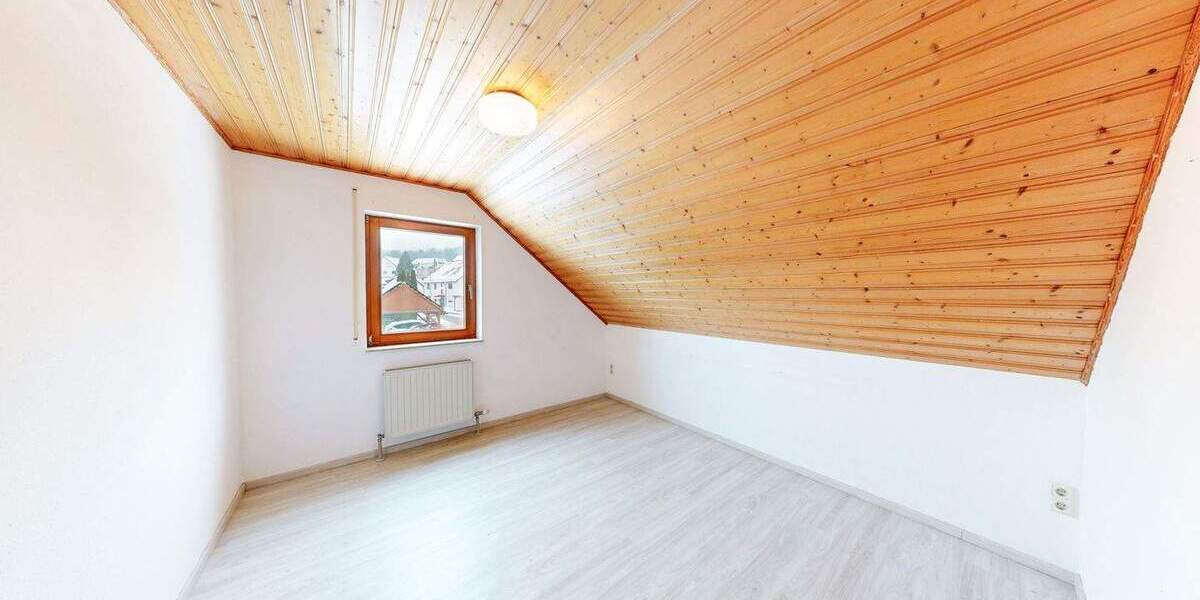 Etagenwohnung Margetshöchheim - 3 Zimmer, 80 m&sup2;, 800&euro; | Angebot:25067330