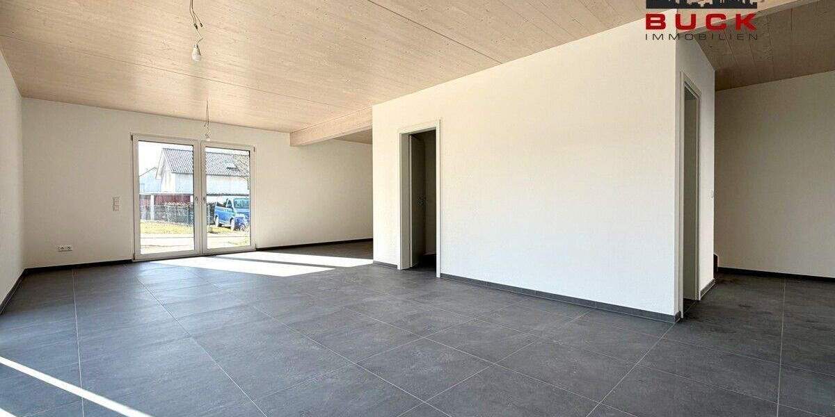 Doppelhaushälfte Böhmenkirch Treffelhausen - 5 Zimmer, 135 m&sup2;, 1.350&euro; | Angebot:25696269