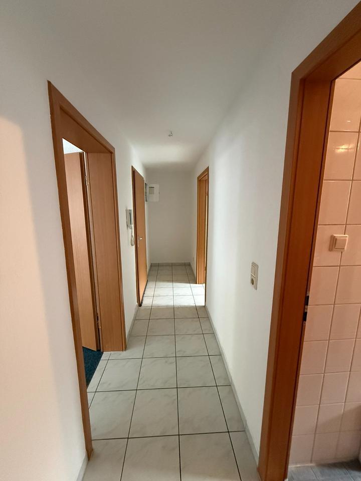 3 Zimmer Wohnung EG Stadtmitte zimmer
