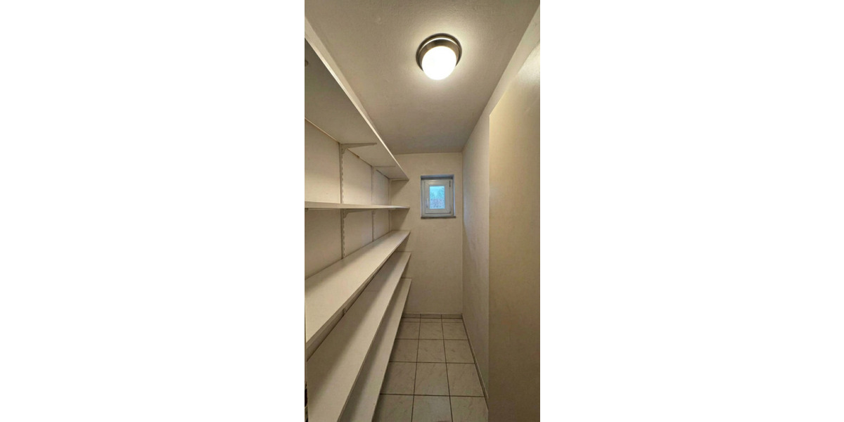 Erdgeschoßwohnung Stuttgart Luginsland - 3 Zimmer, 67 m&sup2;, 850&euro; | Angebot:25655992