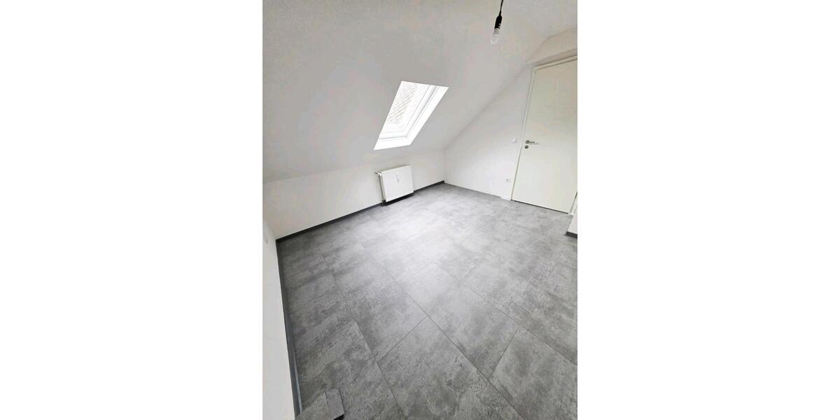 Dachgeschoßwohnung Hadamar - 2 Zimmer, 47 m&sup2;, 600&euro; | Angebot:25932474