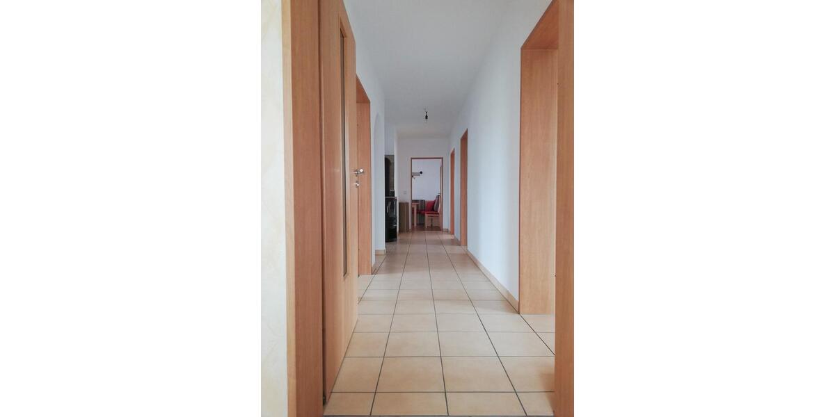 Etagenwohnung Dillingen an der Donau - 4 Zimmer, 110 m&sup2;, 1.230&euro; | Angebot:26252358
