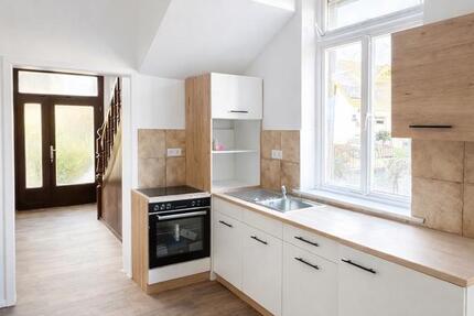 Wohnen auf Zeit Bremen Burglesum - 7 Zimmer, 95 m&sup2;, 500&euro; | Angebot:25402726