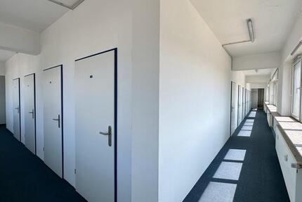 LAGERRÄUME 247 begehbar videoüberwacht zimmer