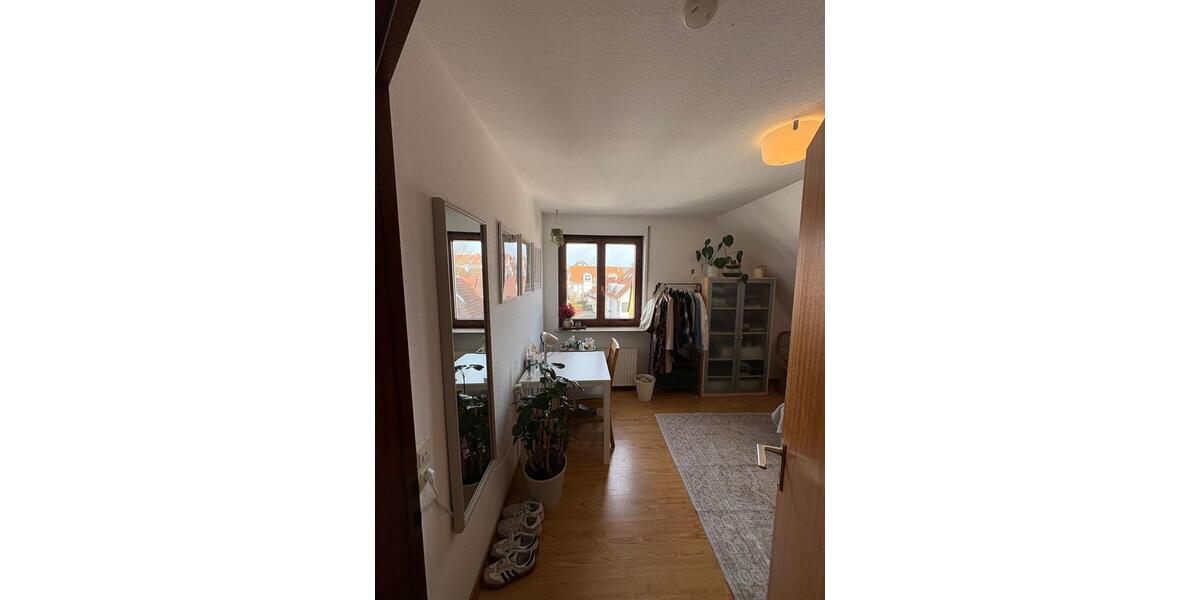 Wohnen auf Zeit Stuttgart Fasanenhof-Ost - 1 Zimmer, 13 m&sup2;, 512&euro; | Angebot:26570773