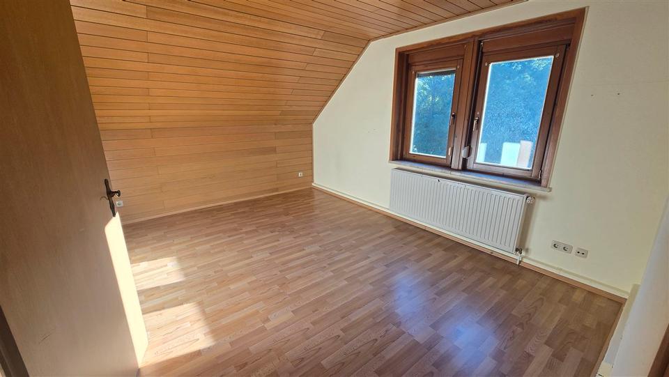 Dachgeschoßwohnung Ilmenau - 2 Zimmer, 45 m&sup2;, 319&euro; | Angebot:21312611