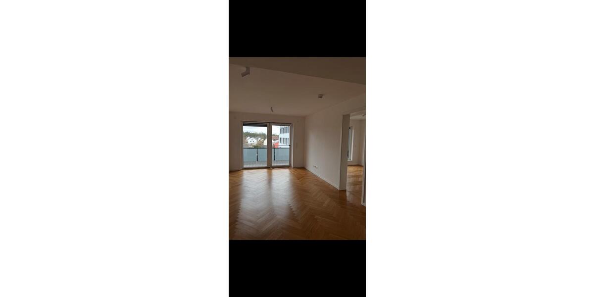 Dachgeschoßwohnung Lauf an der Pegnitz - 2 Zimmer, 57 m&sup2;, 950&euro; | Angebot:24995889
