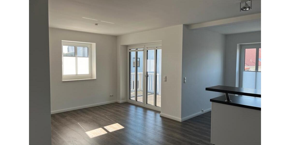 Etagenwohnung Husum - 3 Zimmer, 78 m&sup2;, 975&euro; | Angebot:26125835