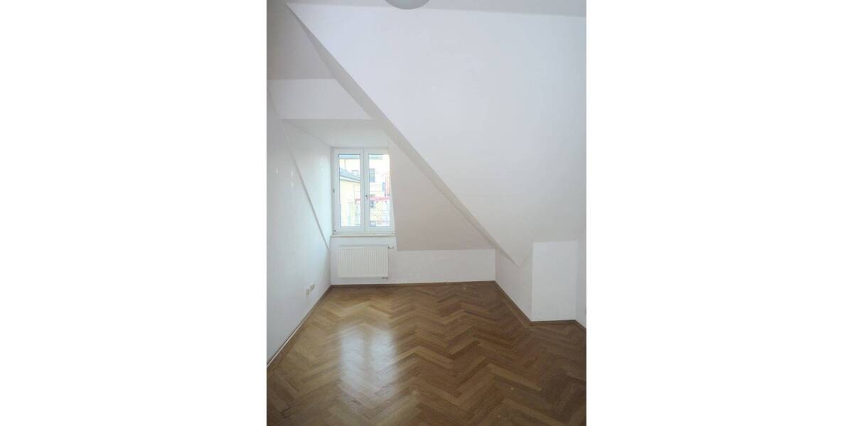 Etagenwohnung München Ludwigsvorstadt-Isarvorstadt - 3 Zimmer, 83 m&sup2;, 1.630&euro; | Angebot:26217574