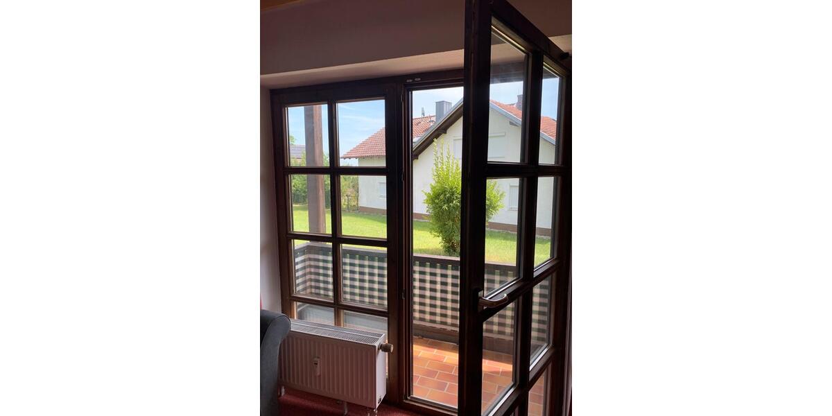 Erdgeschoßwohnung Kirchham - 1 Zimmer, 33 m&sup2;, 310&euro; | Angebot:25099896