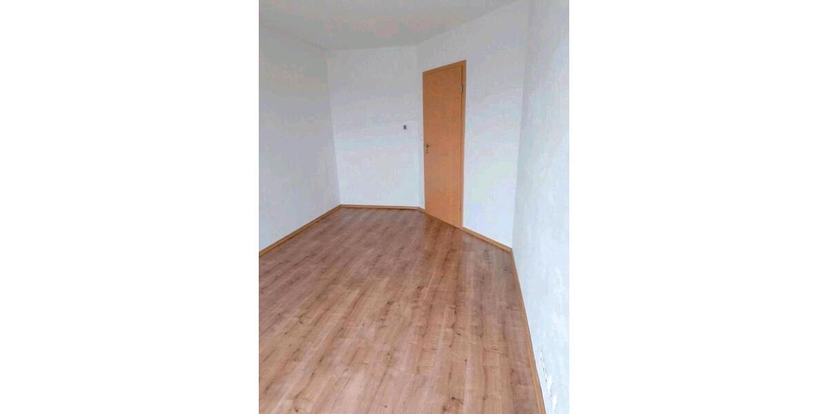 Etagenwohnung Ramerberg - 4 Zimmer, 140 m&sup2;, 1.200&euro; | Angebot:26662922