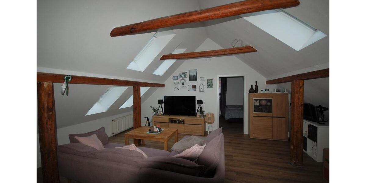 Dachgeschoßwohnung Leer (Ostfriesland) - 2 Zimmer, 60 m&sup2;, 600&euro; | Angebot:24805768