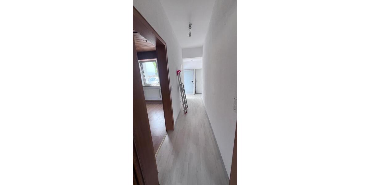 Erdgeschoßwohnung Limburg an der Lahn - 4 Zimmer, 110 m&sup2;, 1.000&euro; | Angebot:26610190