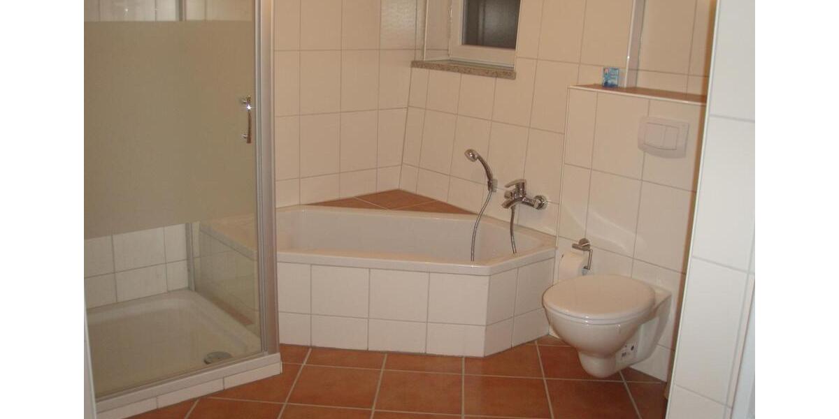 Erdgeschoßwohnung Blomberg - 2 Zimmer, 60 m&sup2;, 450&euro; | Angebot:26537097