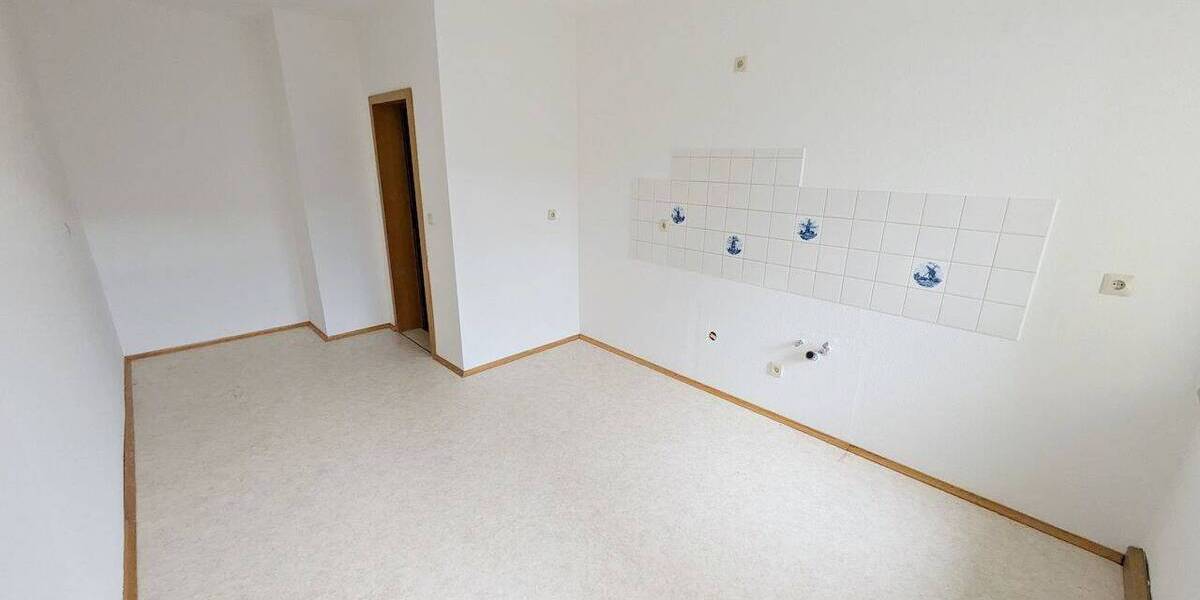 Etagenwohnung Waldenburg - 2 Zimmer, 75 m&sup2;, 300&euro; | Angebot:26758898