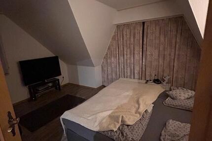 Zentrale 3-Zimmer-Wohnung in Ostrhauderfehn – 106 m² zimmer