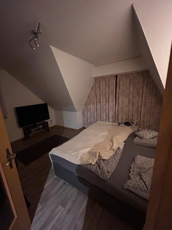 Zentrale 3-Zimmer-Wohnung in Ostrhauderfehn – 106 m² zimmer