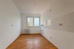 Etagenwohnung Rudolstadt - 4 Zimmer, 70 m&sup2;, 450&euro; | Angebot:26442701