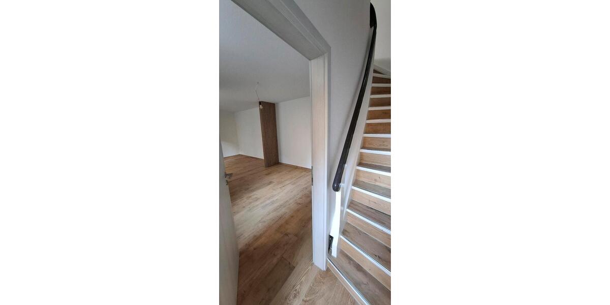 Maisonettenwohnung Ronneburg - 4 Zimmer, 110 m&sup2;, 1.200&euro; | Angebot:24637093