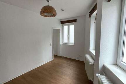 Wohnung zum Mieten in Würzburg 345 € 28.72 m² 2 zimmer