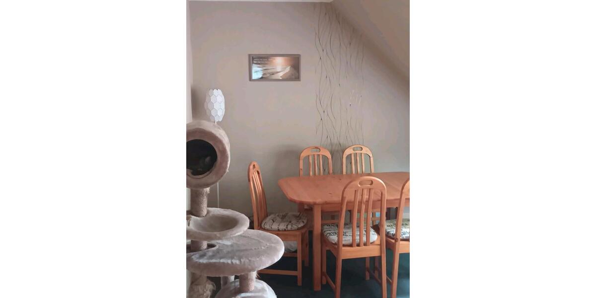 Dachgeschoßwohnung Upgant-Schott Schott - 3.5 Zimmer, 90 m&sup2;, 550&euro; | Angebot:26592125