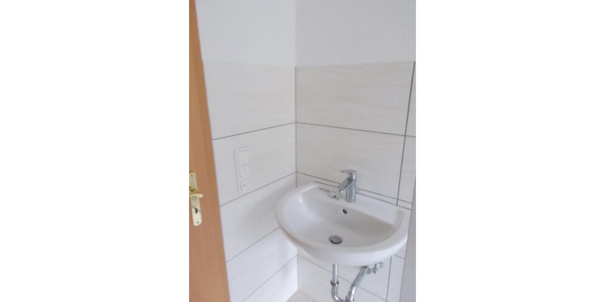 Erdgeschoßwohnung Bad Lobenstein - 4 Zimmer, 75 m&sup2;, 540&euro; | Angebot:23877124