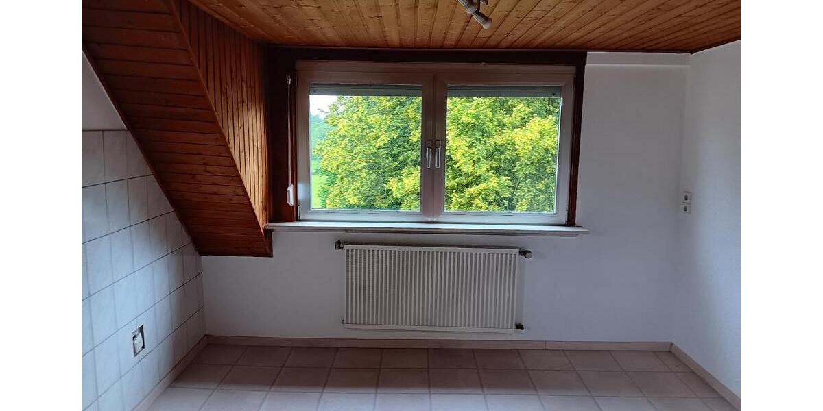 Dachgeschoßwohnung Würselen - 2 Zimmer, 40 m&sup2;, 390&euro; | Angebot:26356808
