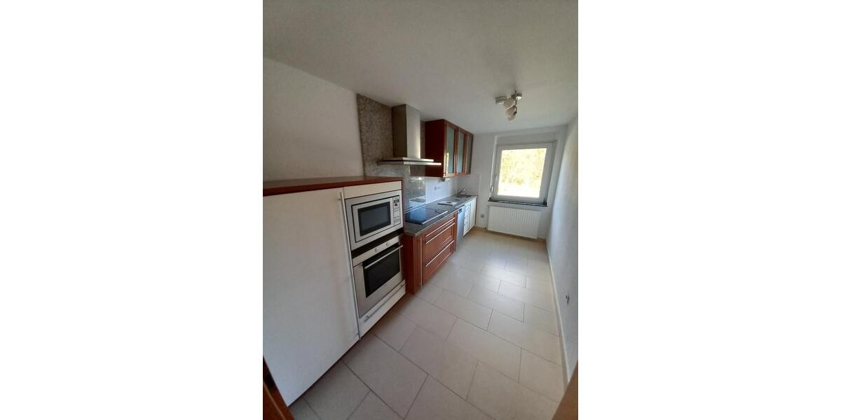 Erdgeschoßwohnung Leverkusen Bürrig - 3 Zimmer, 82 m&sup2;, 1.140&euro; | Angebot:26582035