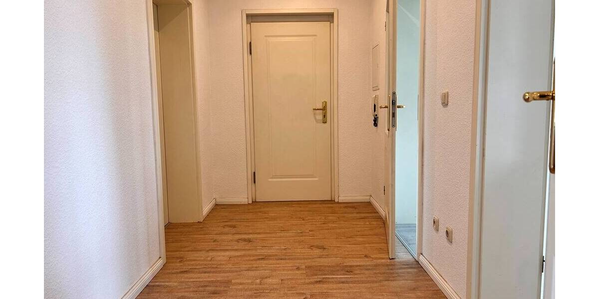 Etagenwohnung Reichenbach Friesen - 3 Zimmer, 62 m&sup2;, 300&euro; | Angebot:26015990
