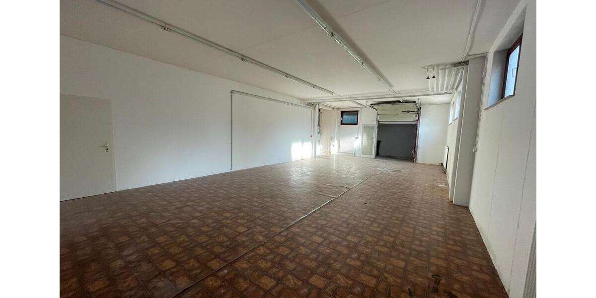 Lagerhalle, Lagerraum ca. 90 m² in Tamm zimmer
