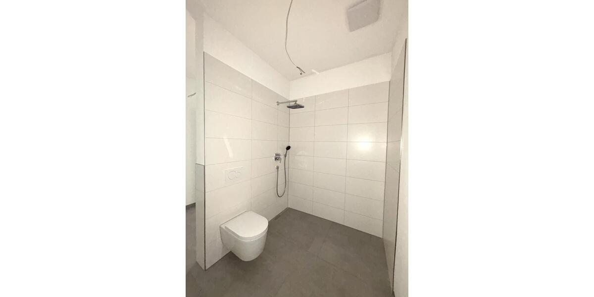 Erdgeschoßwohnung Sindelfingen - 2 Zimmer, 89 m&sup2;, 1.380&euro; | Angebot:24400067