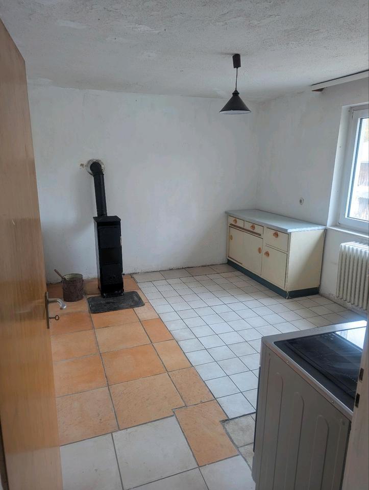 Wohnung ca. 75 qm 2 Zimmer, Küche, Bad, Balkon zimmer