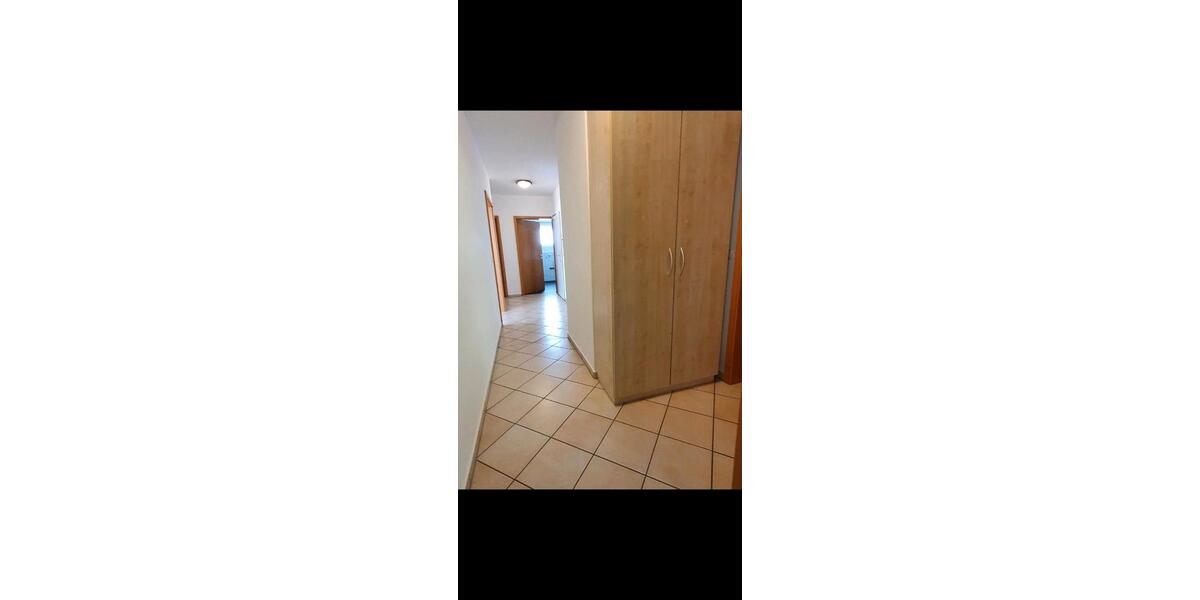 Erdgeschoßwohnung Bayreuth City - 3 Zimmer, 81 m&sup2;, 1.100&euro; | Angebot:26535698
