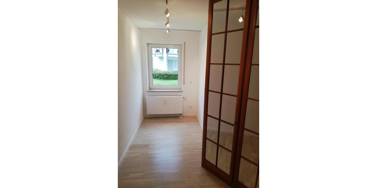 Etagenwohnung Laupheim - 3.5 Zimmer, 86 m&sup2;, 910&euro; | Angebot:25656030